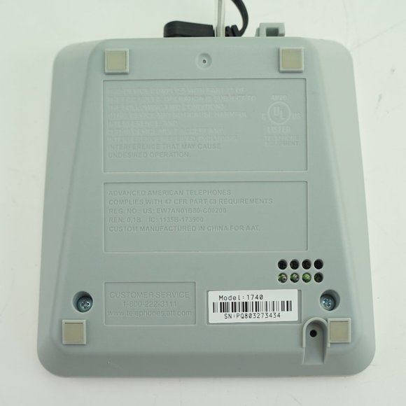 AT&T Digital Answering Machine System White Model No. 1740 - Picture 4 of 4